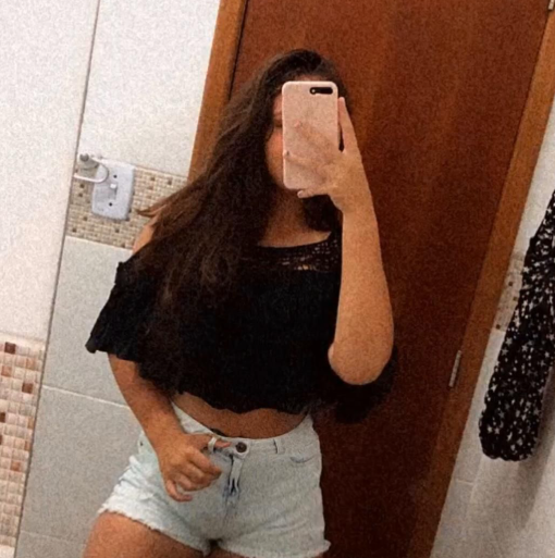 Lucía R.